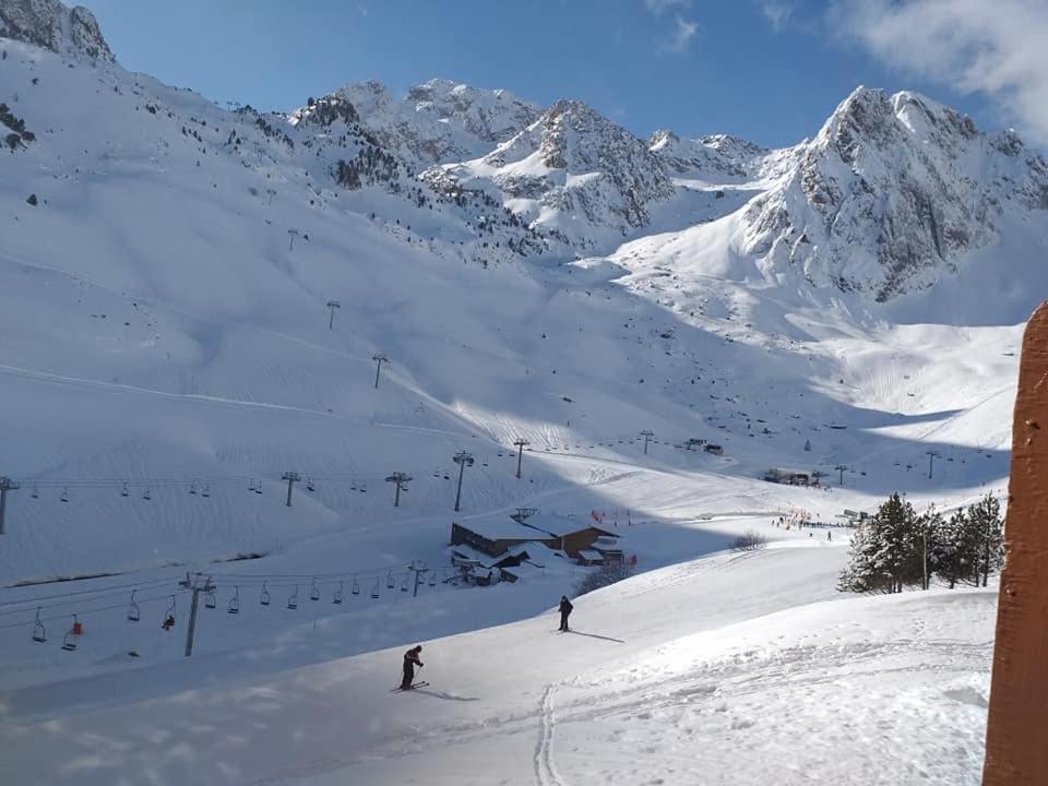 En Pleine Montagne Avec Vue Sur Marmottes La Mongie